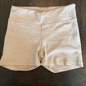 Outdoor Voices Women’s Medium Light Pink Bike Shorts 3” Inseam